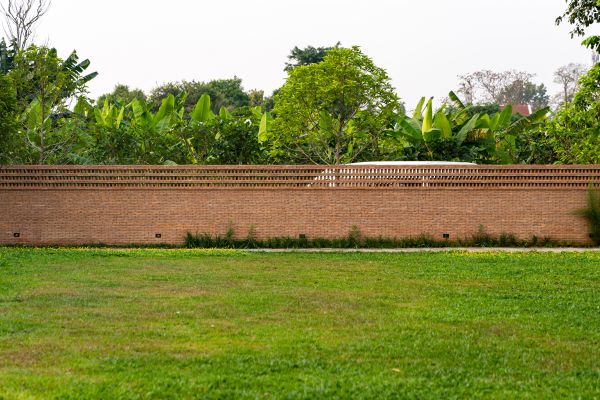 Brick Fence Installation in Issaquah