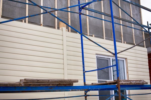 Loose Cladding Repair in Issaquah